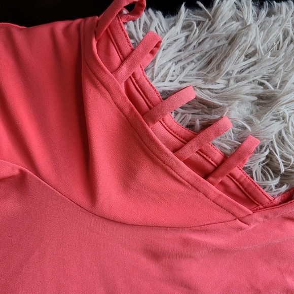 Michael Kors Strappy Cold Shoulder Top Size M - Picture 7 of 9